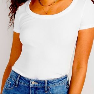 NWT Old Navy Fitted Scoop-Neck Rib-Knit Tee in White (L, XL) **FREE SHIP**